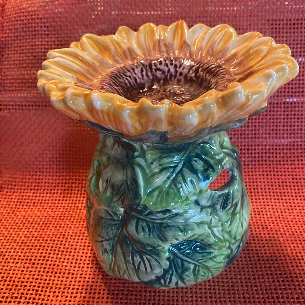 Sunflower votive wax melter